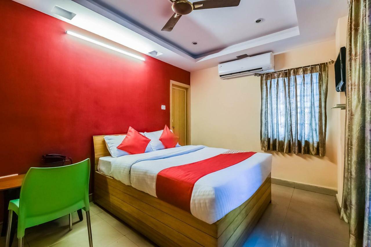 Oyo 14910 Sri Ganesh Swathi Residency Hotel 3*