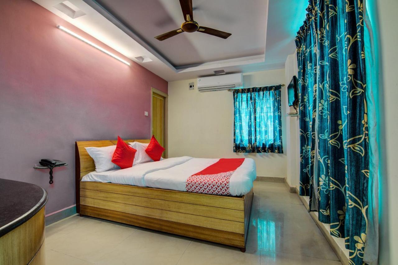 Oyo 14910 Sri Ganesh Swathi Residency