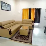 Kushi Homestay Guest House