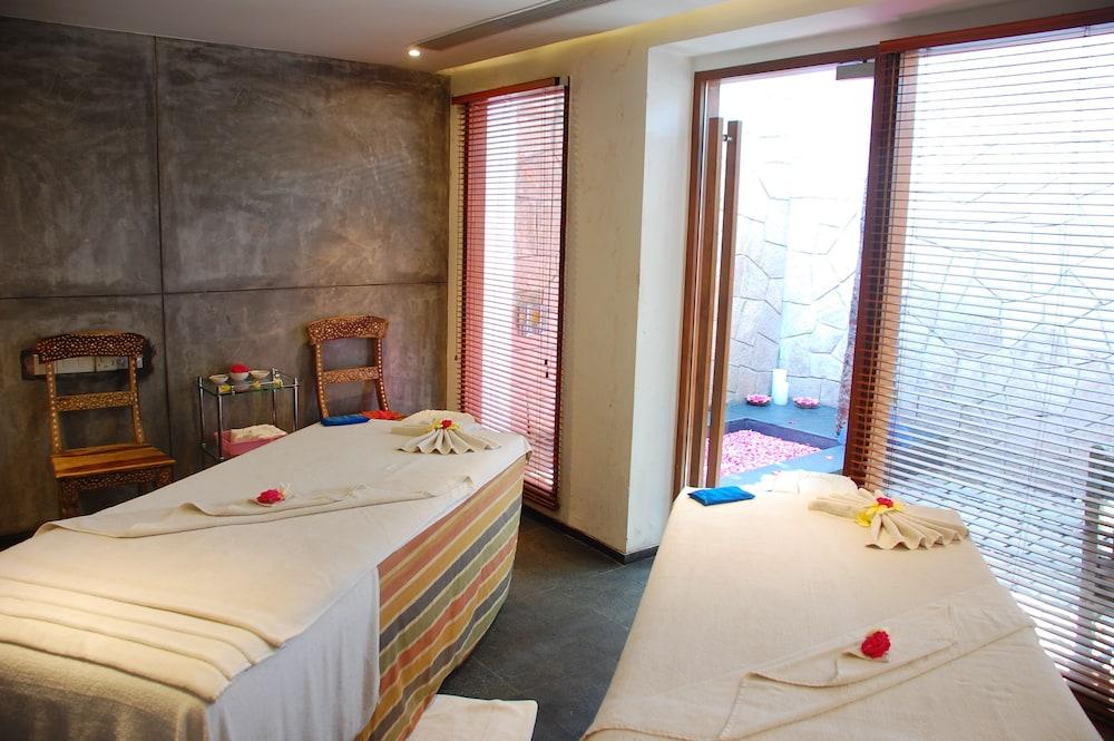 The Park Hotel