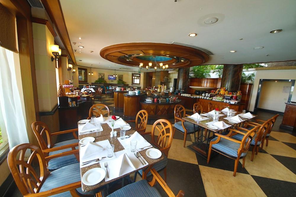 Welcomhotel By Itc Hotels, Devee Grand Bay, Hotel