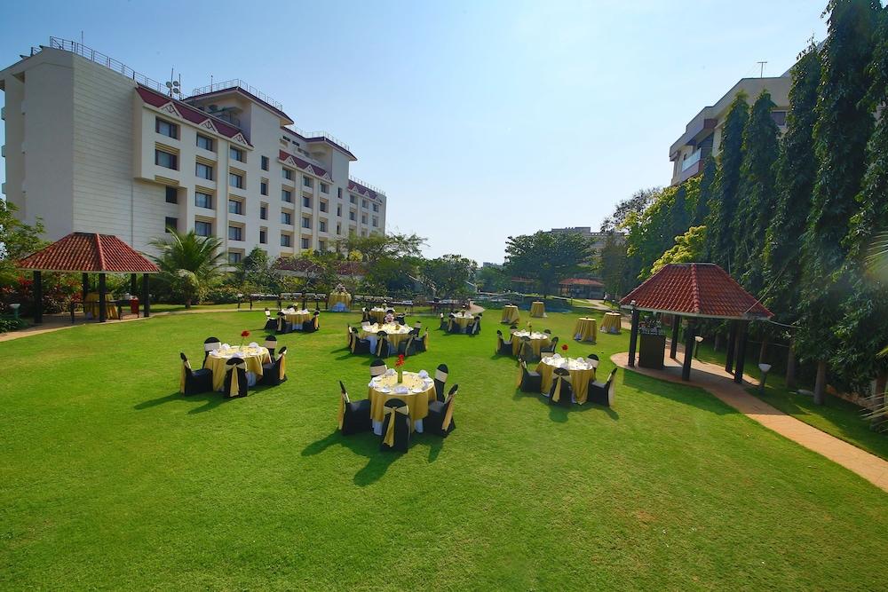 Hotel Welcomhotel By Itc Hotels, Devee Grand Bay, 5*