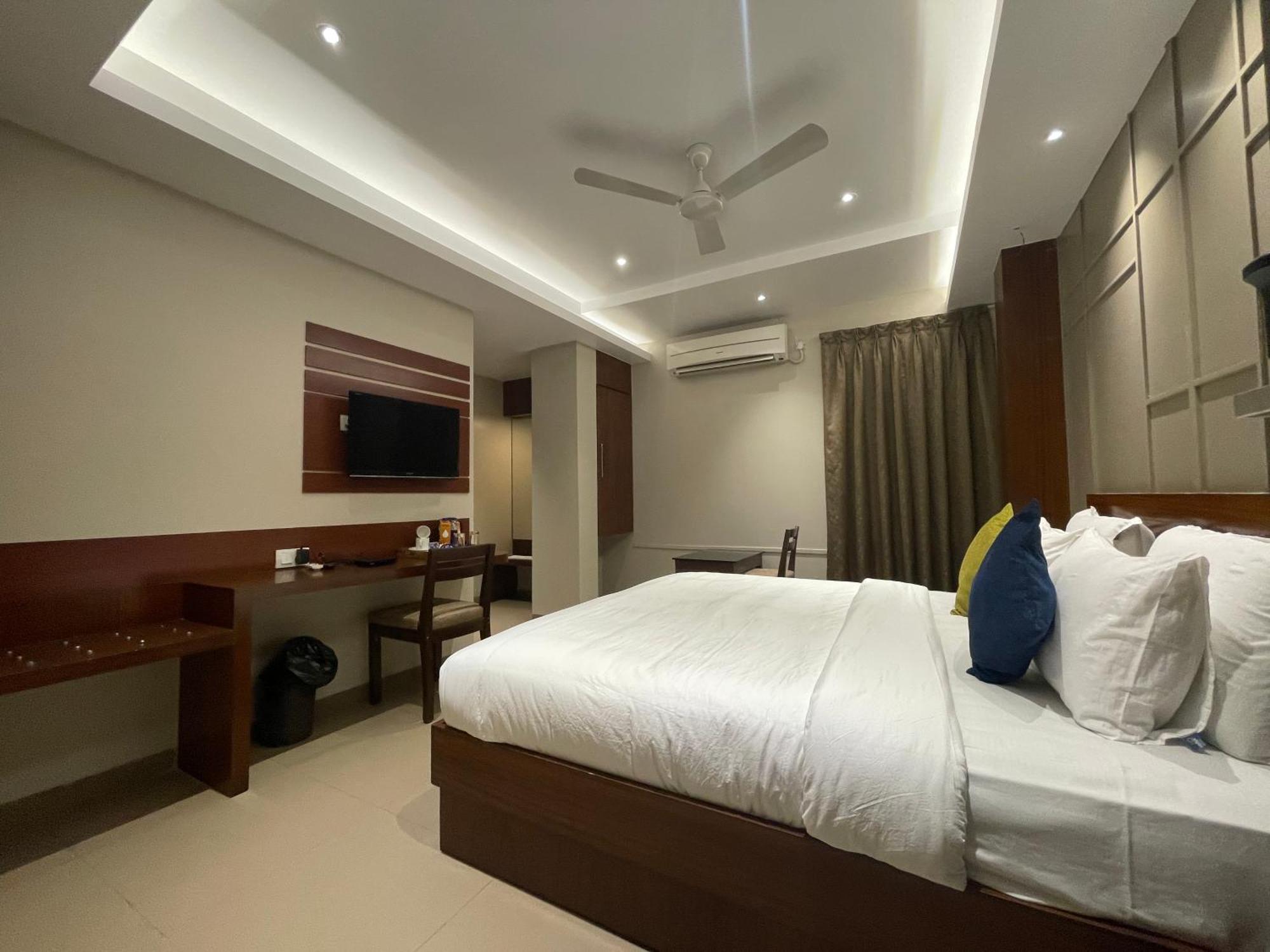 Hotel Five Elements 3*