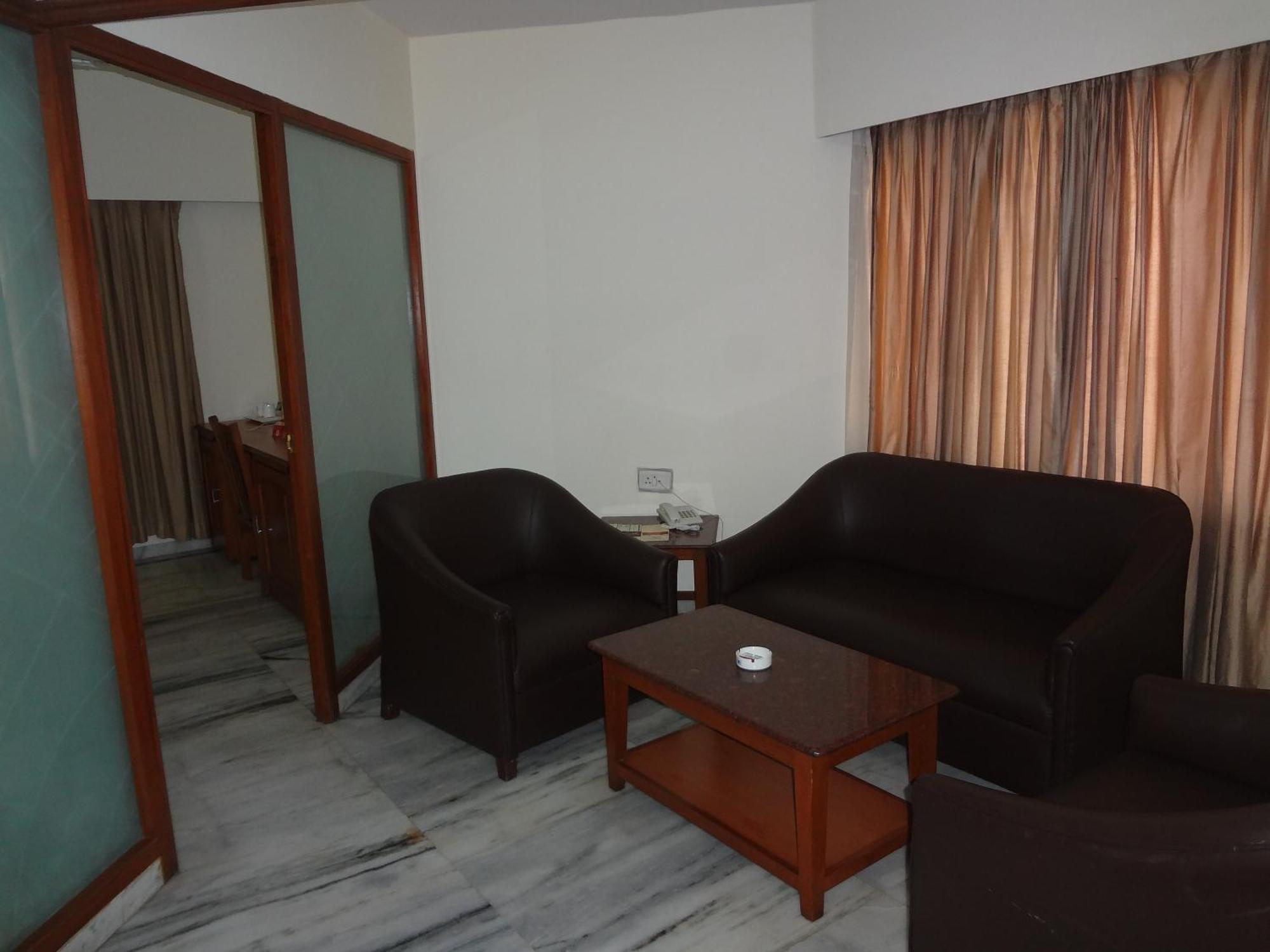 Daspalla Executive Court Hotel Visakhapatnam