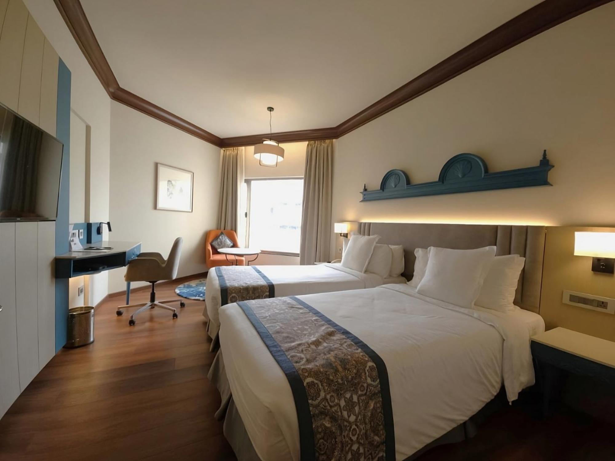 Hotel Welcomhotel By Itc Hotels, Devee Grand Bay,