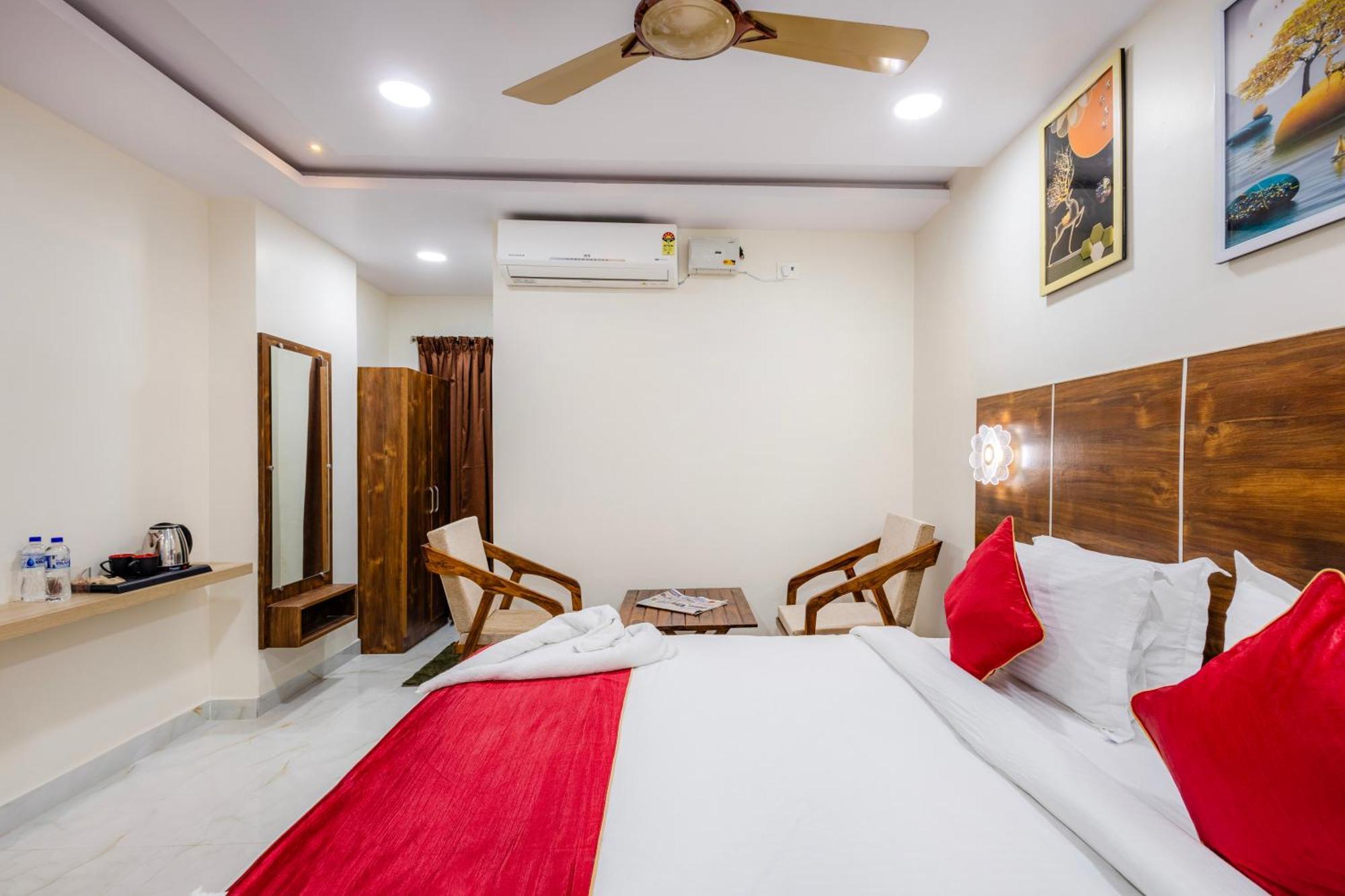 Hotel Advith