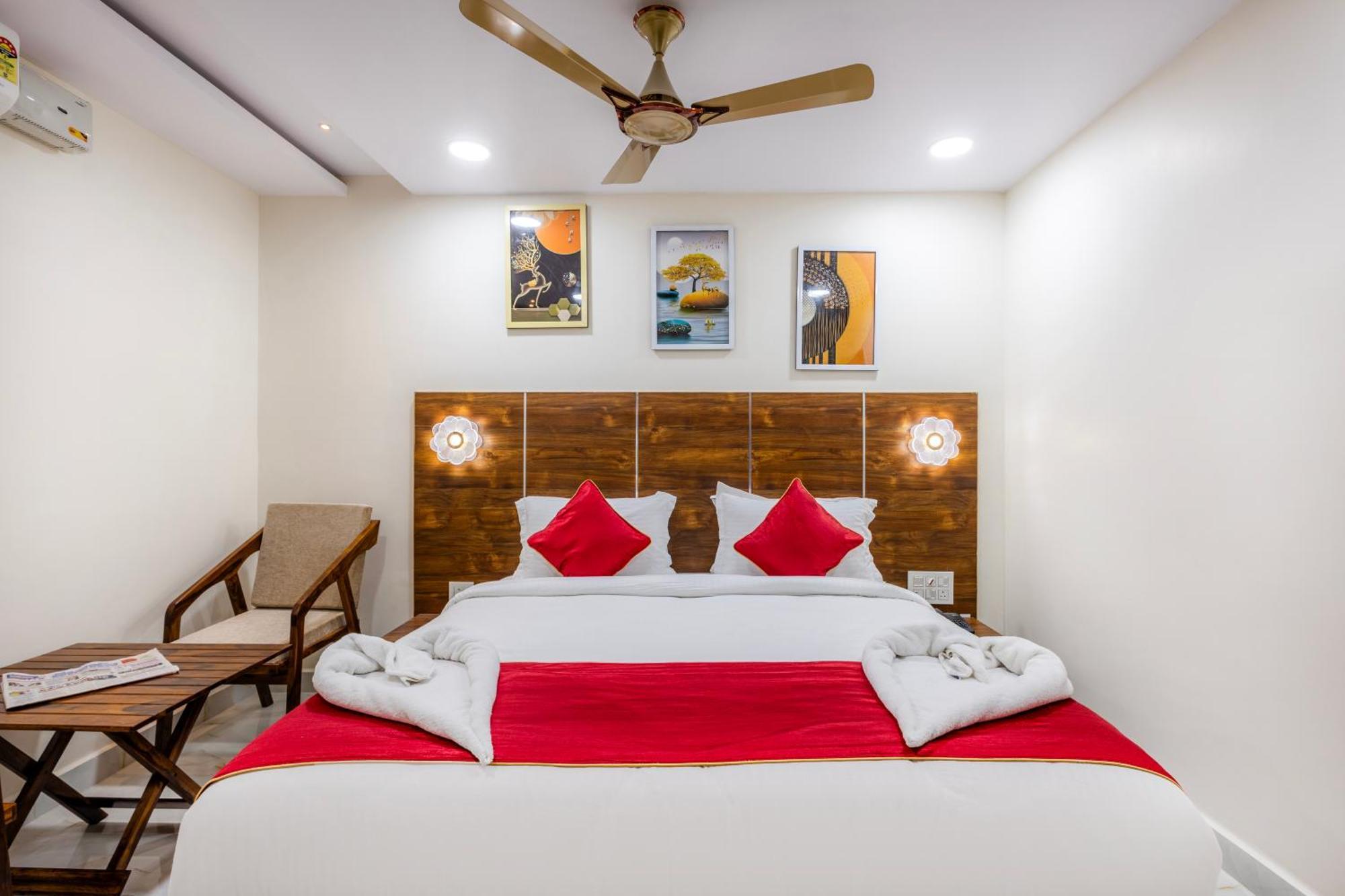 Advith Hotel *
