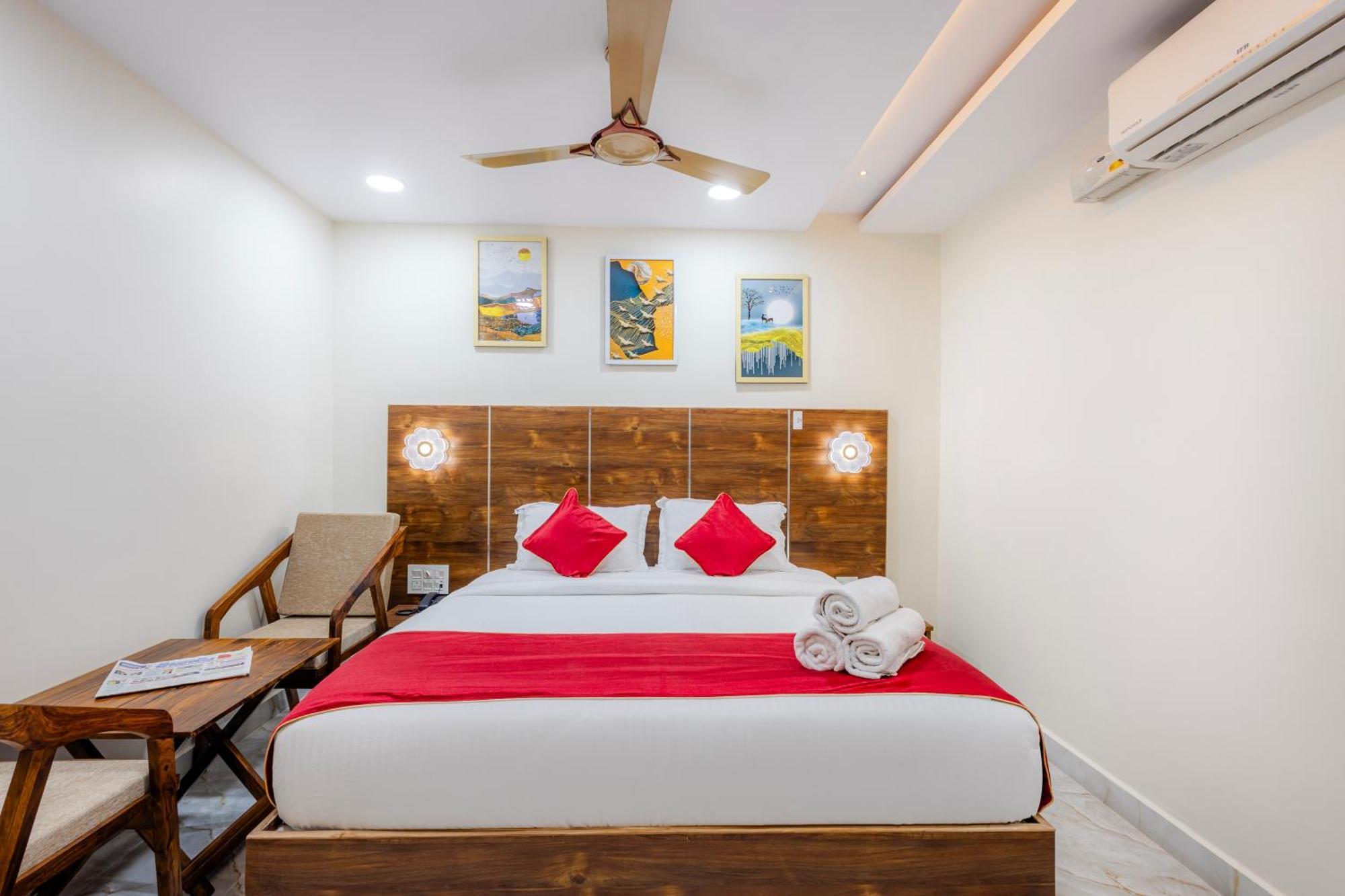 Hotel Advith