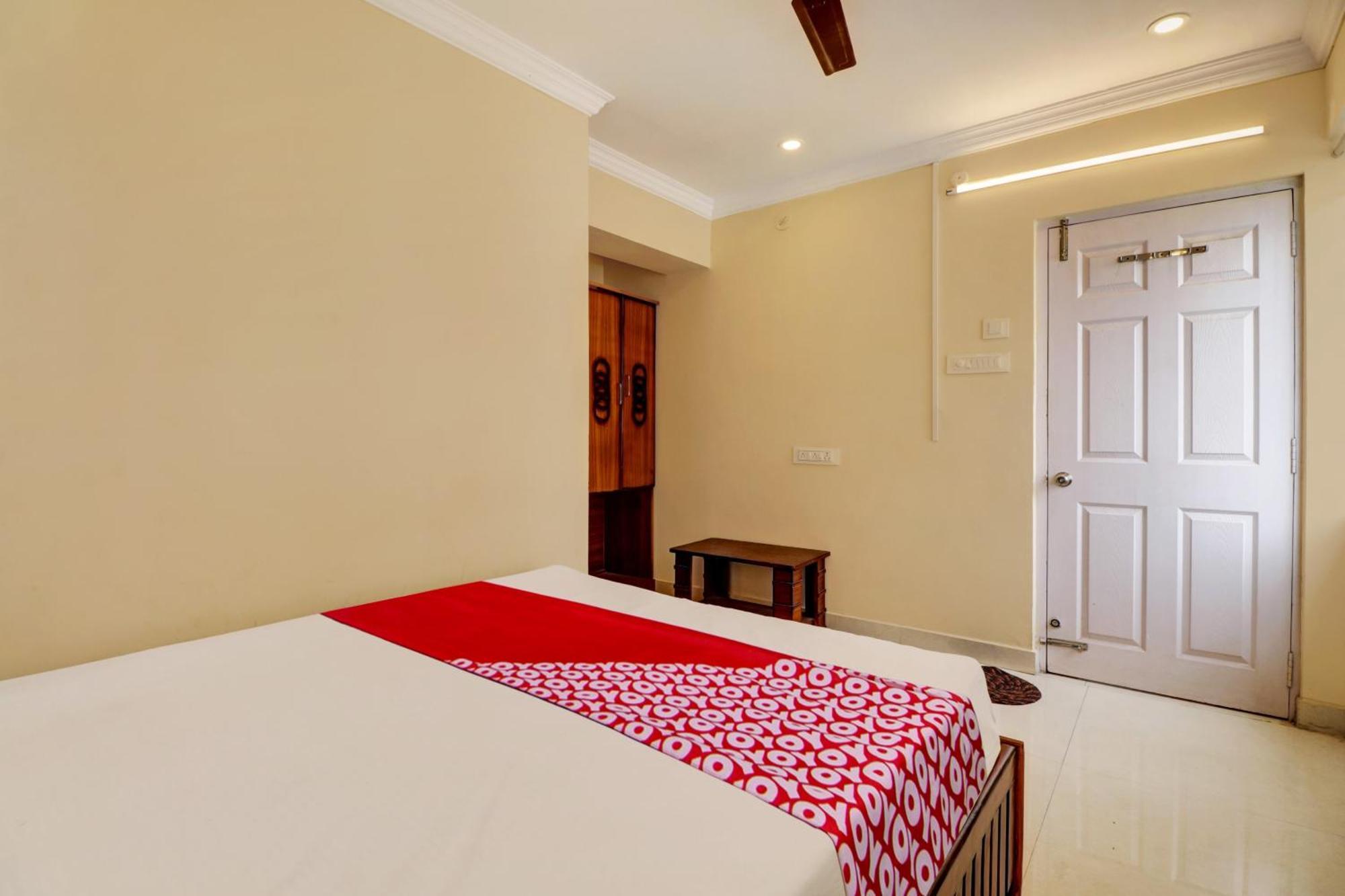 Super O Rd Conventions Hotel 4*