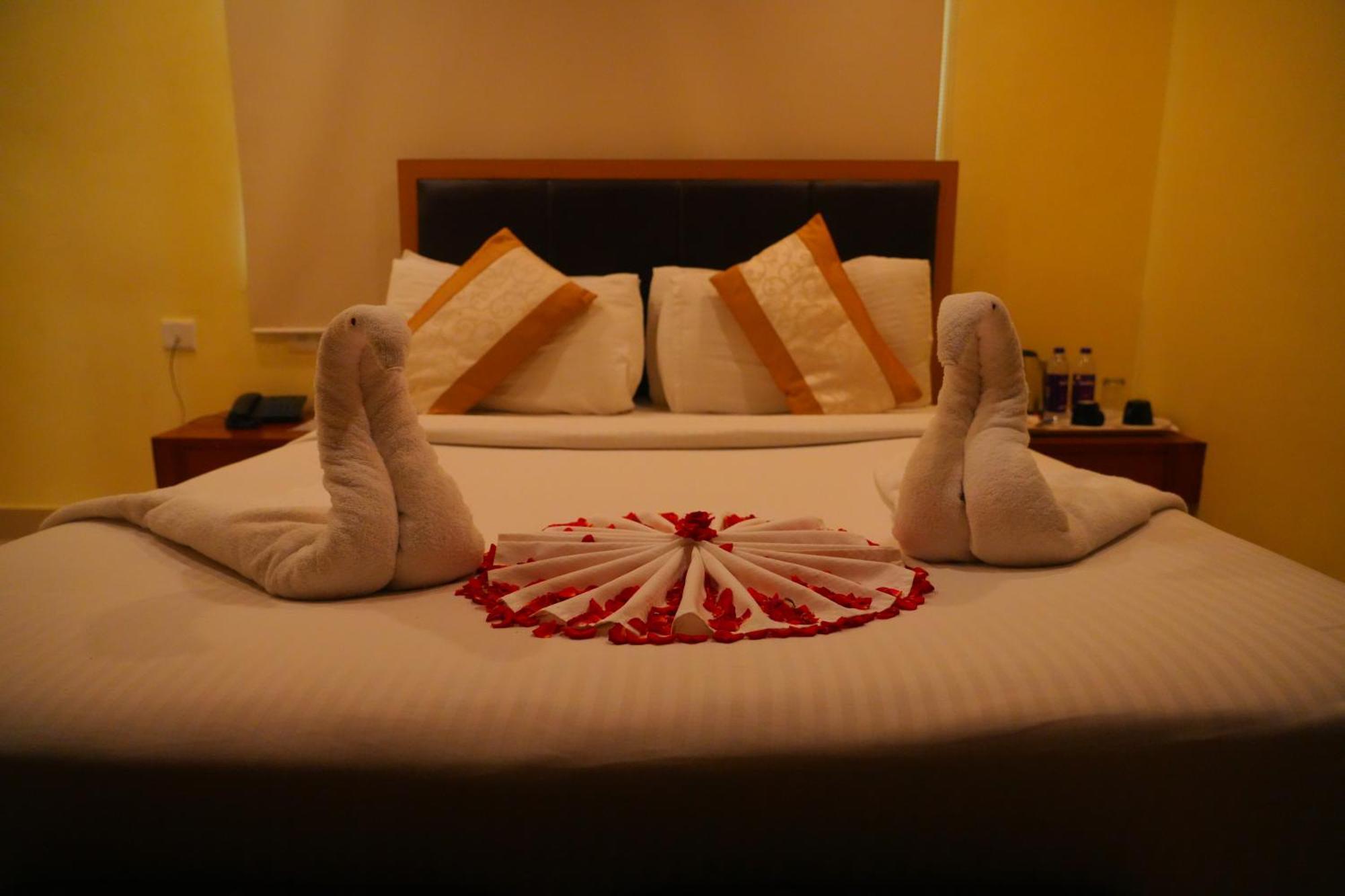 Diamonds Pearl Hotel