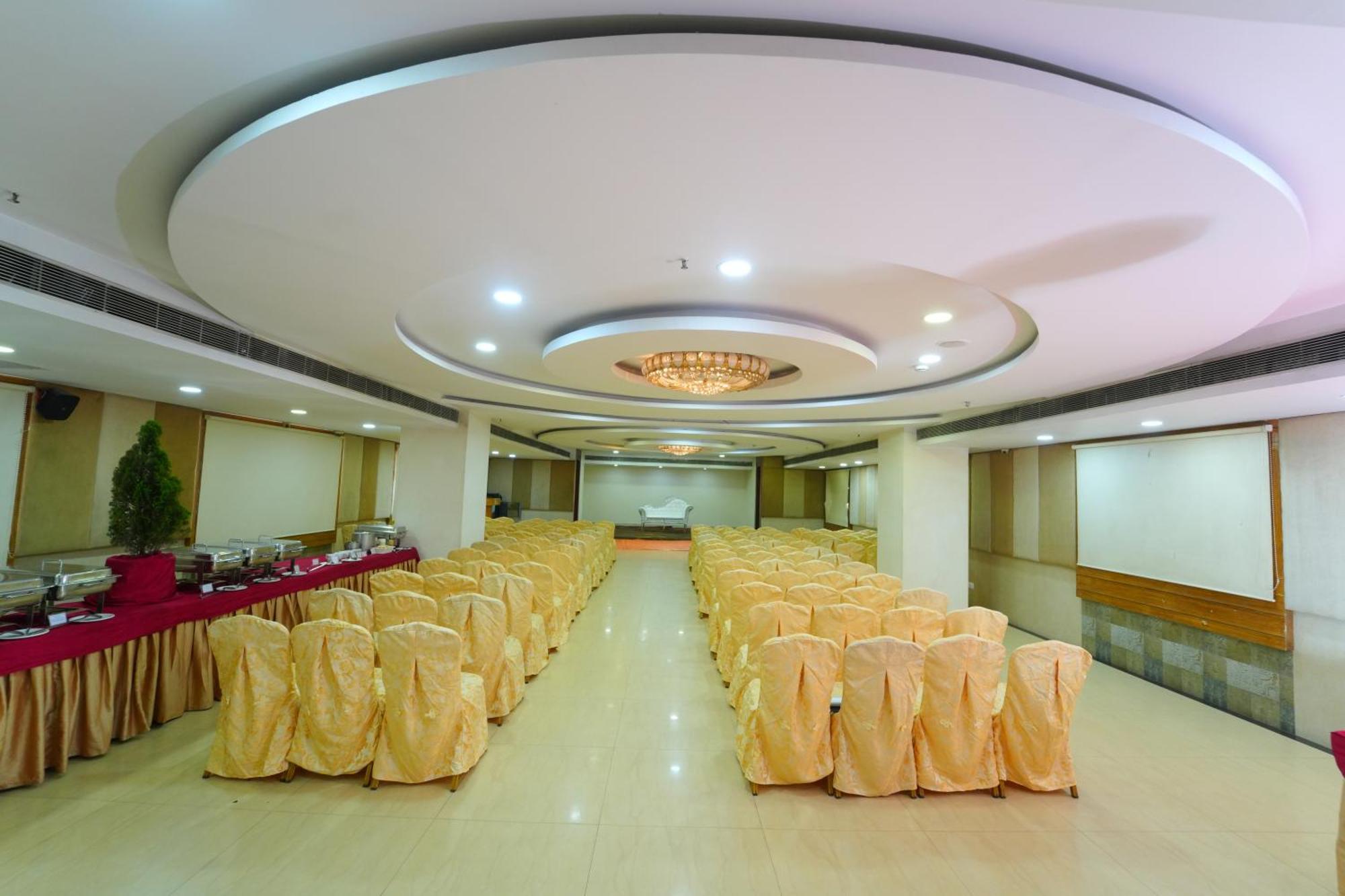 Diamonds Pearl Hotel 3*