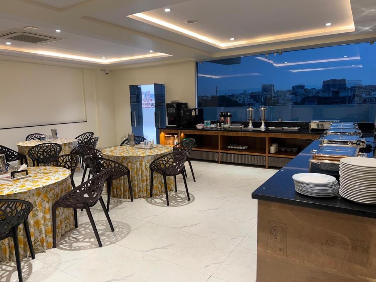 Lemon Park 4*
