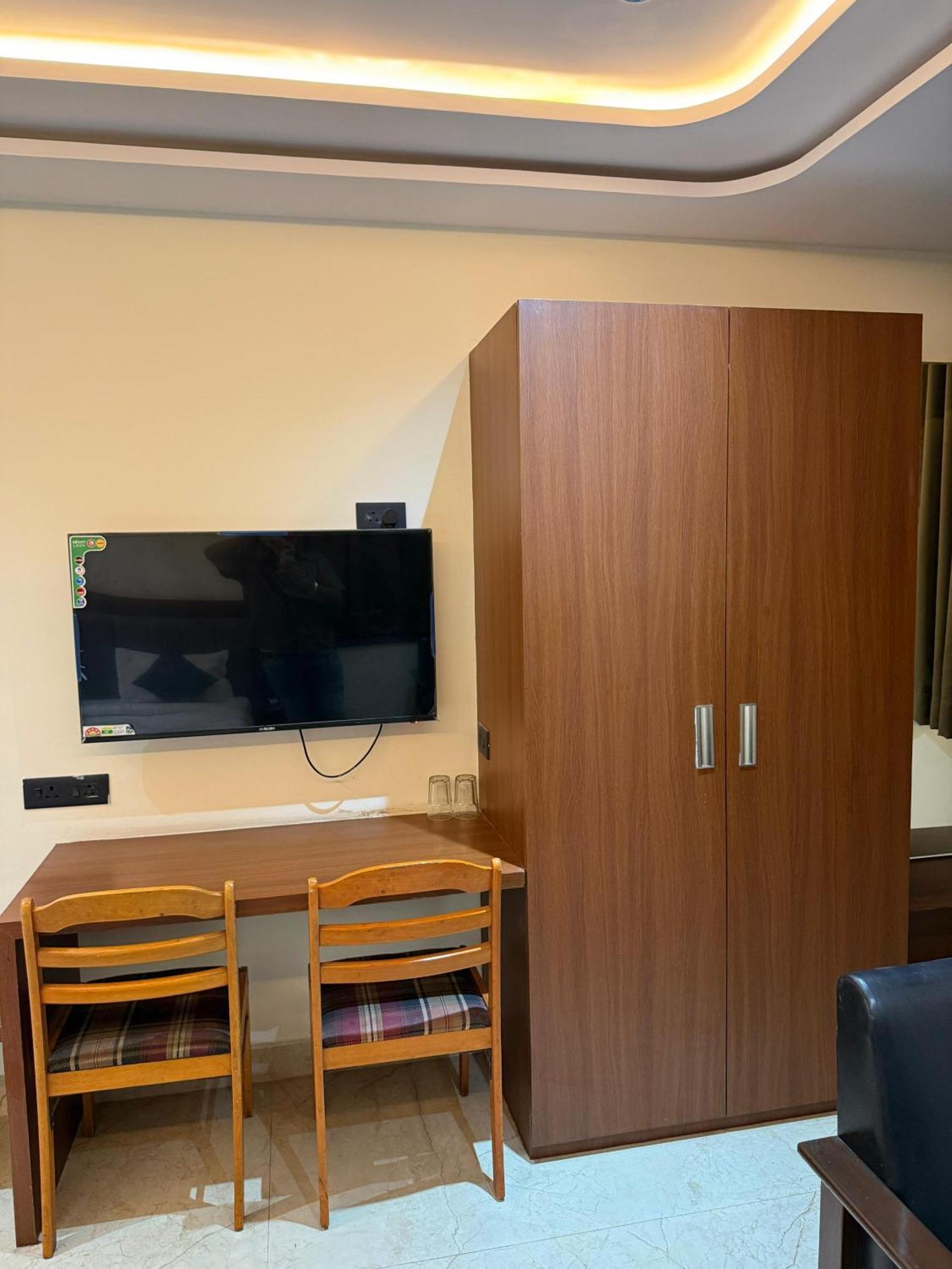 Hotel Agarwal's Residency 2*