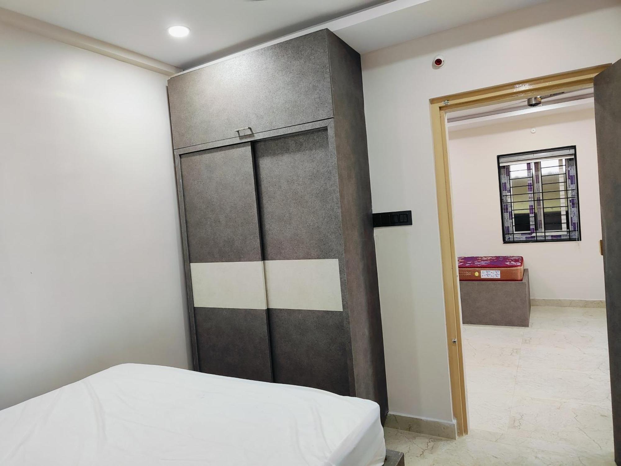 Swagan Non Ac 1 Bhk Deluxe Flat
