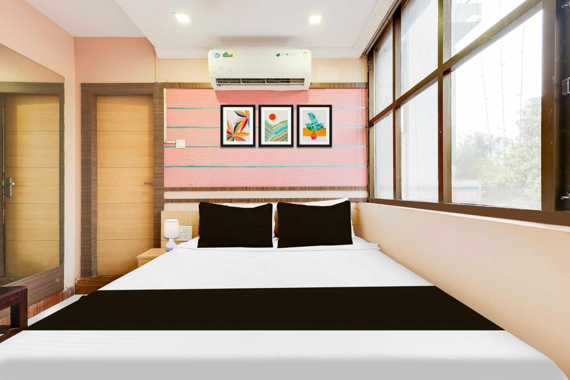Collection O Port Road Poorna Market Hotel
