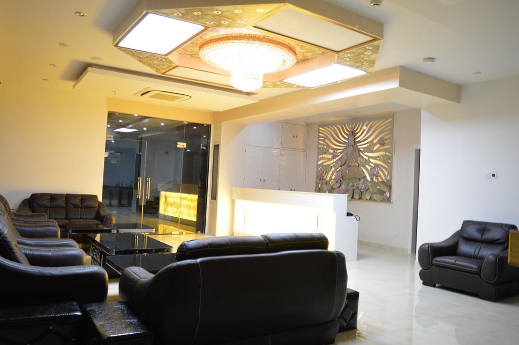 Hotel Diamonds Pearl Visakhapatnam
