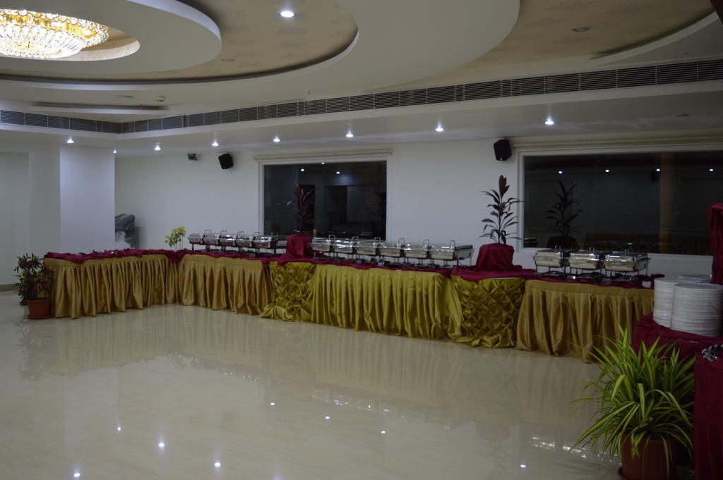 Diamonds Pearl Visakhapatnam