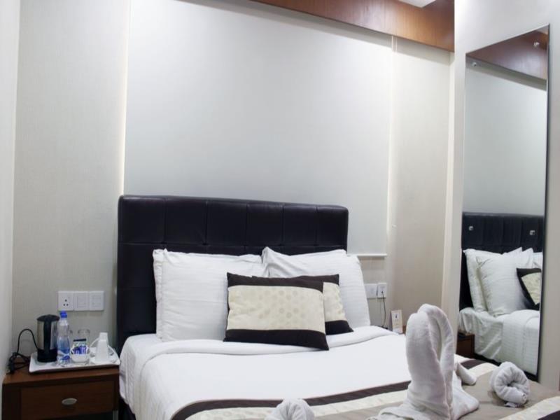 Diamonds Pearl Visakhapatnam