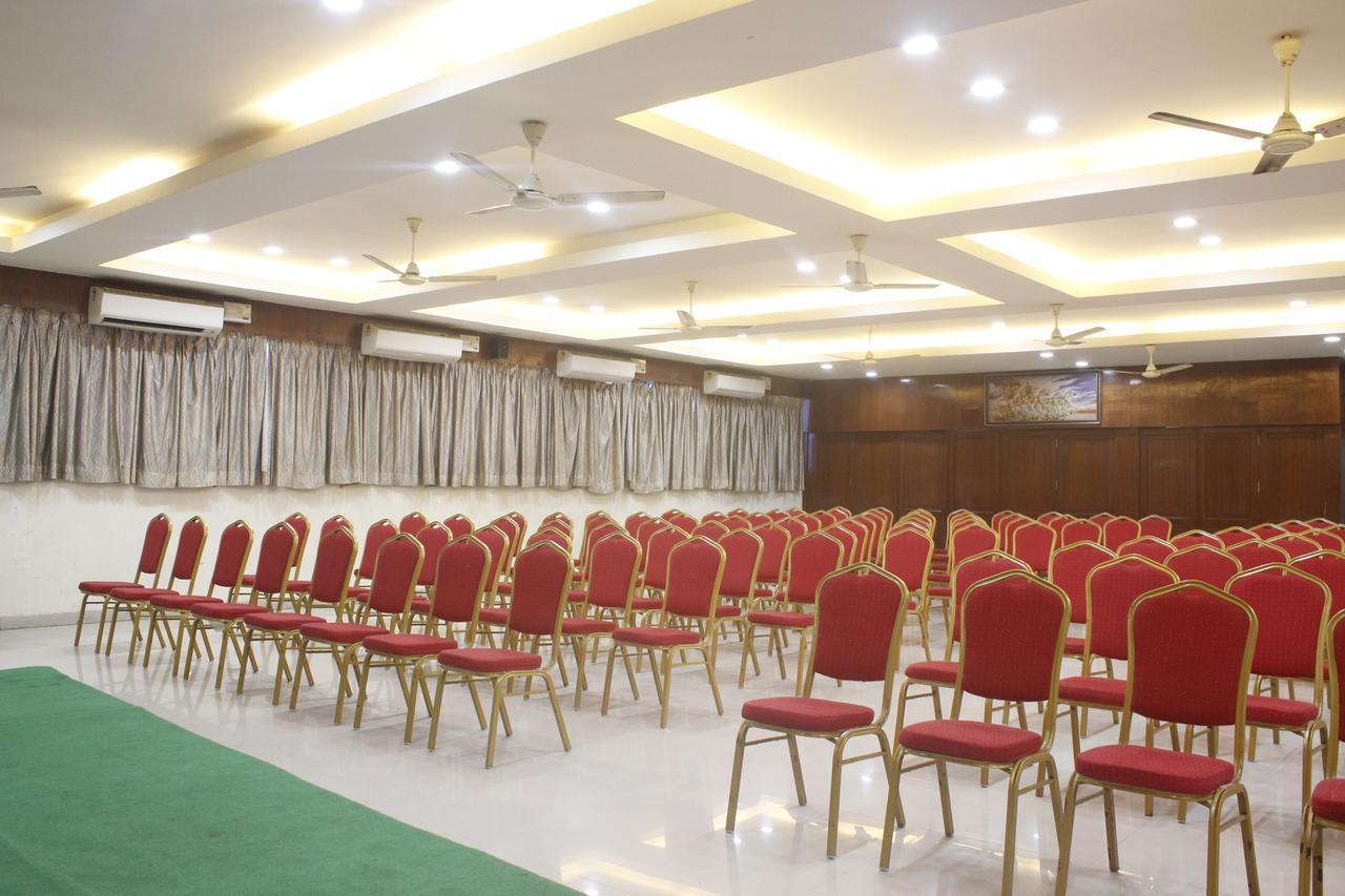 Hotel Chandra's