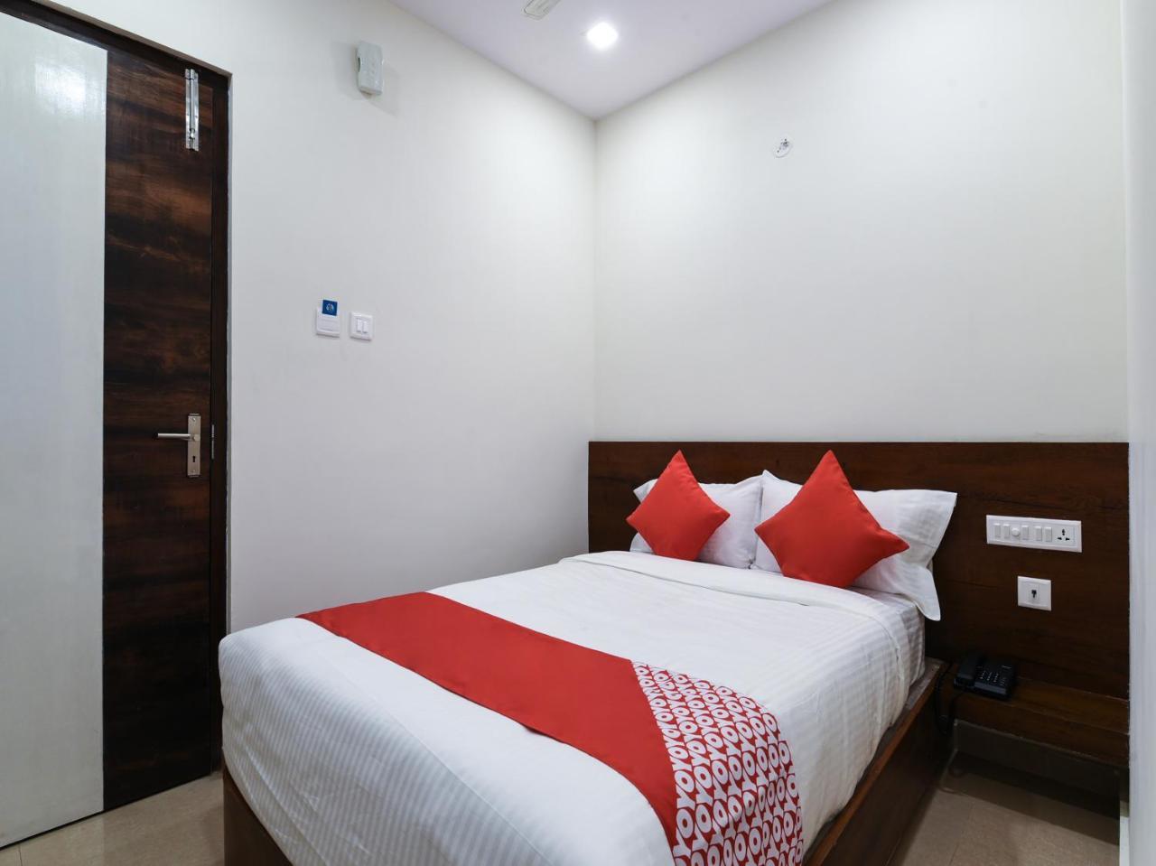 Oyo 12681 Blue Moon Inn 3* Visakhapatnam