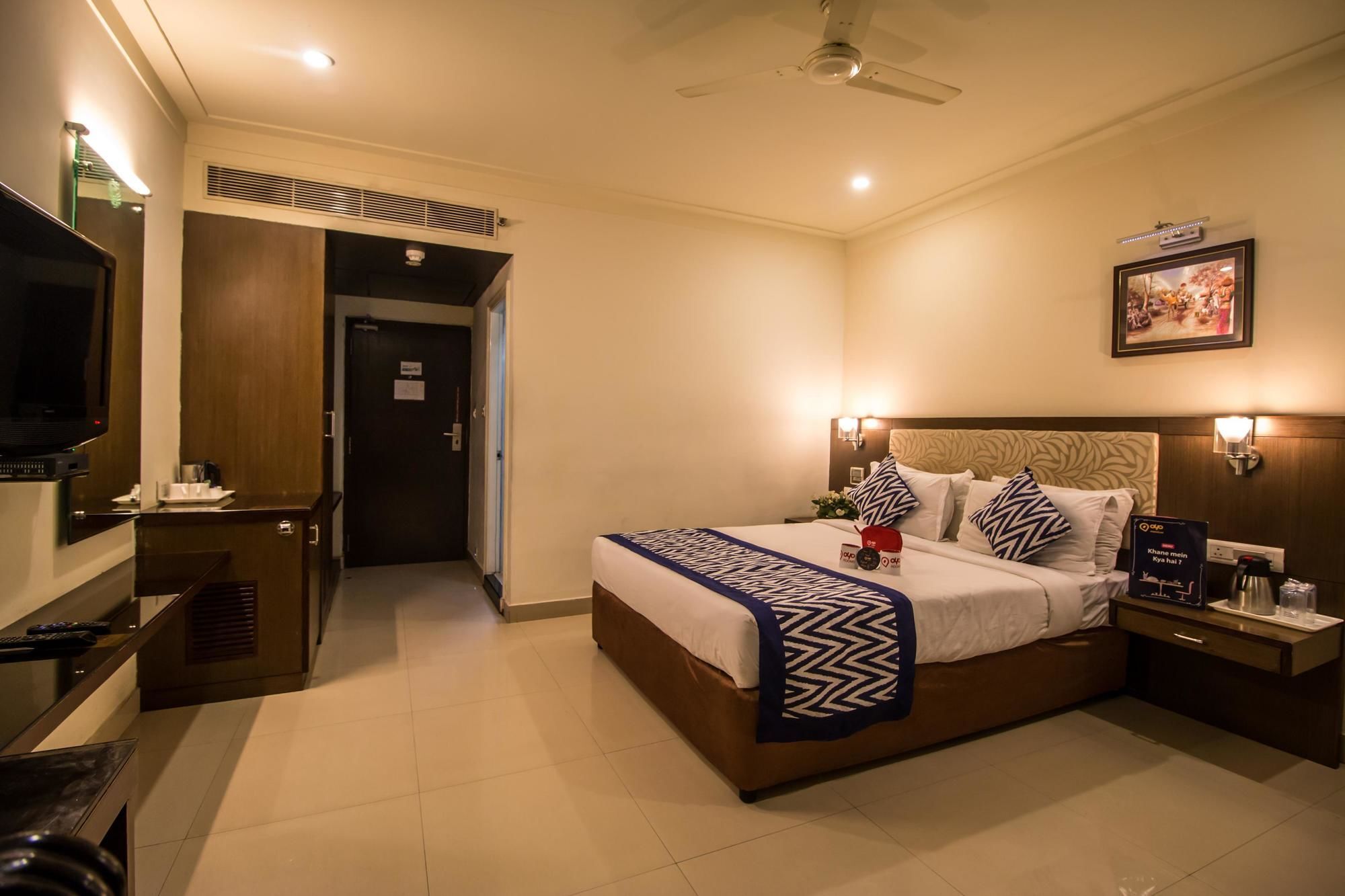 The Budhil Park 4*